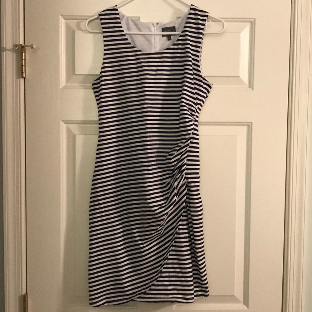 Market & Spruce Carl stretch wrap dress